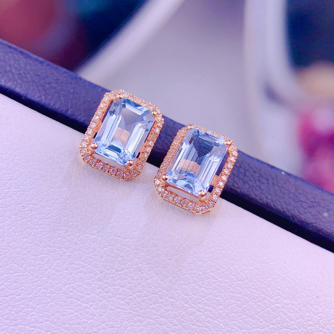 14k Gold 2.5 Ct Natural Aquamarine & Diamond Earrings - 5