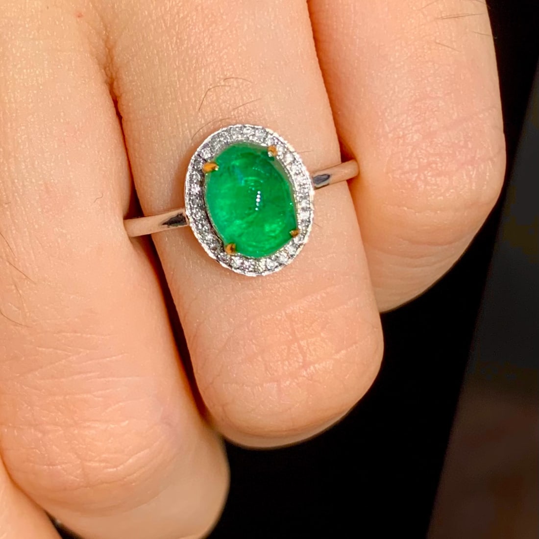 14k Gold 2 Ct Natural Emerald & Diamond Ring - 3