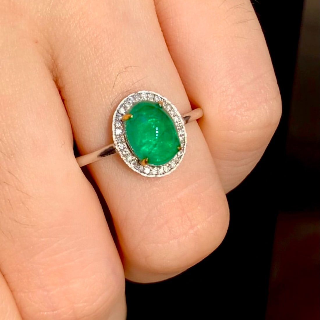 14k Gold 2 Ct Natural Emerald & Diamond Ring - 4
