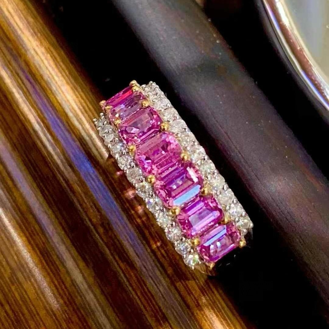 14k Gold 1.85 Ct Natural Padparadscha Sapphire & Diamond Ring: Ref:230979238 // gold content:14k gold // ring size:7. 25us // // main gemstone:padparadscha sapphire // shape:cushion // carat weight:1. 85ct // color:red // treatment:natural // cut grade:g // //