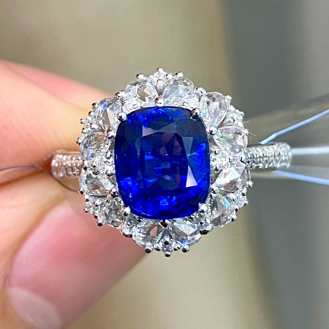 14k Gold 2.77 Ctw Natural Sapphire & Diamond Ring - 4