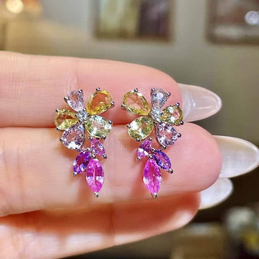 14k Gold 4.72 Ct Natural Sapphire & Diamond Earrings: Ref:230979249 // gold content:14k gold // main gemstone:sapphire // shape:marquise // carat weight:4. 72ct // color:pink // treatment:natural // cut grade:g // // adjacent gemstone 2 : diamond // shap