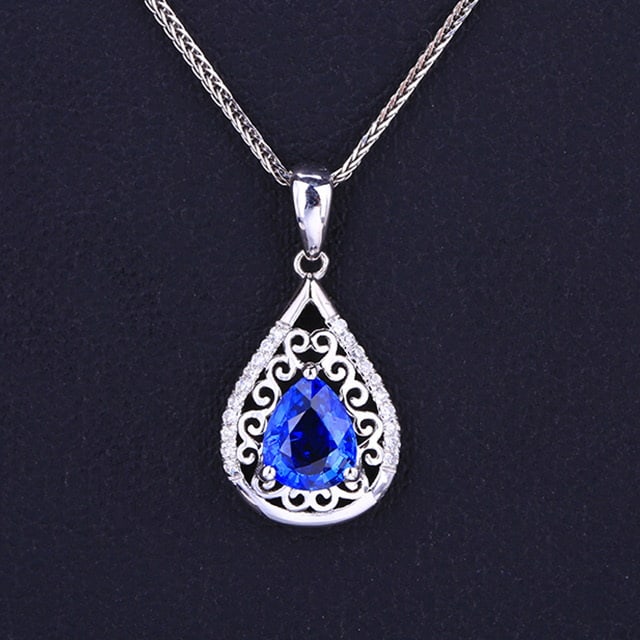 14k Gold 1.0 Ct Natural Sapphire & Diamond Pendant( Without Chain ): Ref:230980006 // gold content:14k gold // main gemstone:sapphire // shape:pear // carat weight:1. 0ct // color:blue // treatment:natural // // adjacent gemstone 2 : diamond // shape:round // clarity