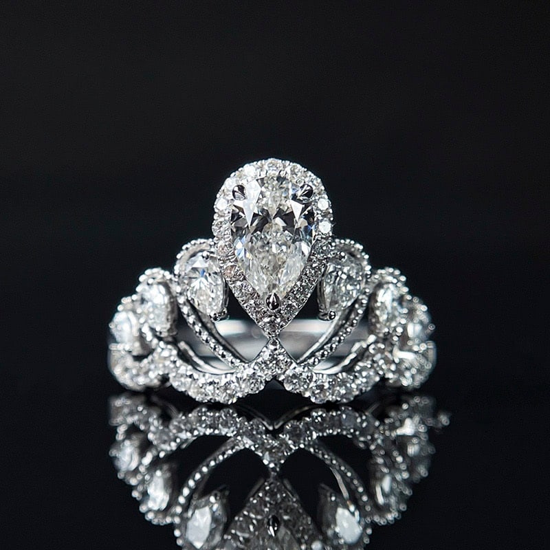 Gia Certified 14k Gold 0.52 Ct Natural F Si2 Pear Diamond Ring: Ref:230980014 // gold content:14k gold // ring size:7. 25us // // main gemstone:diamond // certified:gia // shape:pear // carat weight:0. 52ct // clarity grade:si2 // color:f // treatment:natural //