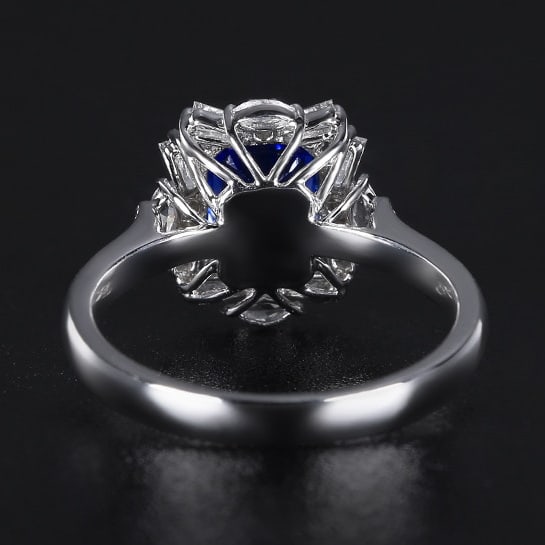 14k Gold 2.49 Ctw Natural Sapphire & Diamond Ring - 4