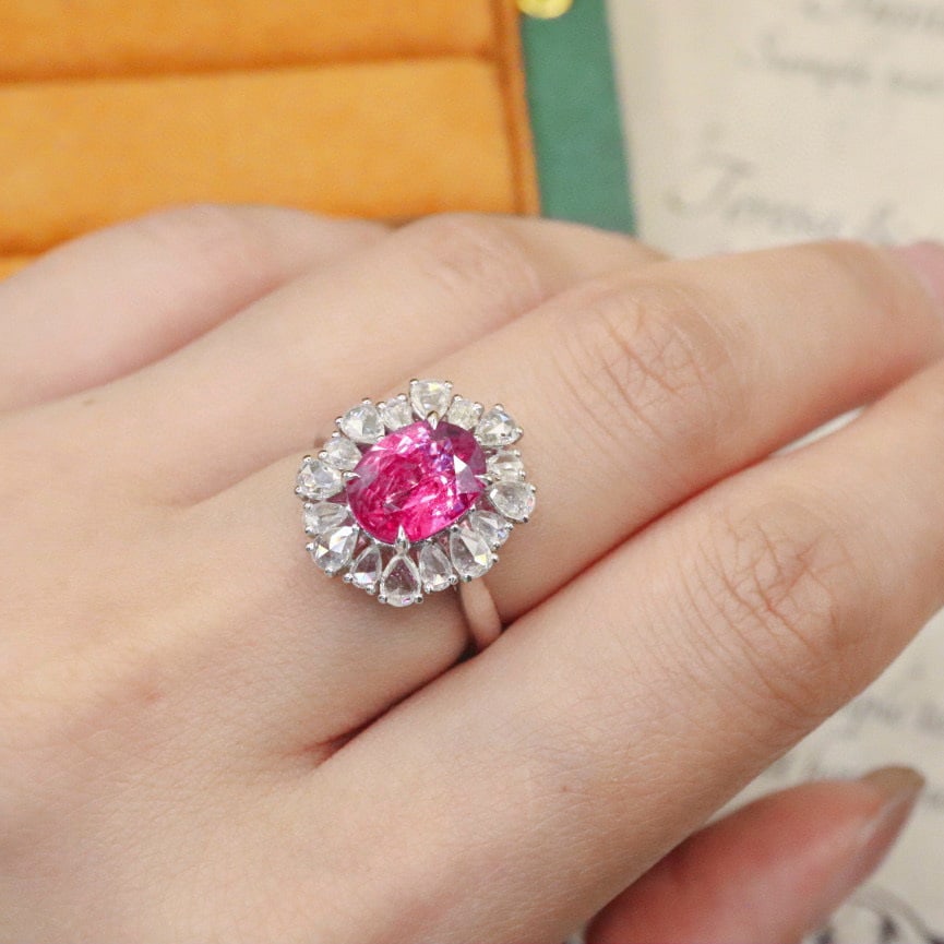 14k Gold 3.11 Ctw Natural Padparadscha Sapphire & Diamond Ring - 5