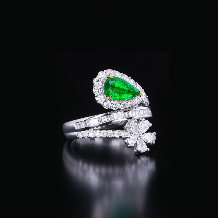 14k Gold 1.94 Ctw Vivid Green Natural Emerald & Diamond Ring - 2