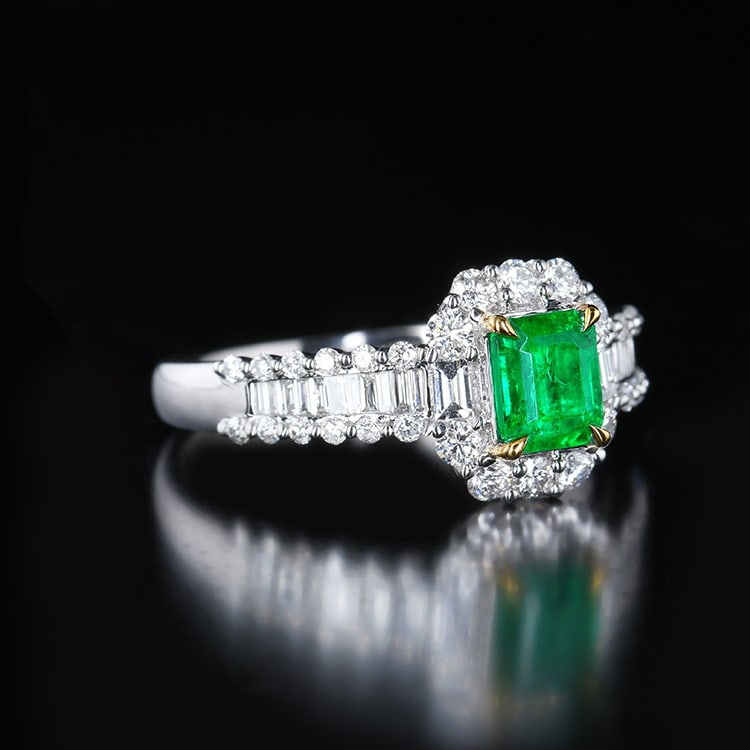 14k Gold 1.48 Ctw Vivid Green Natural Emerald & Diamond Ring - 3