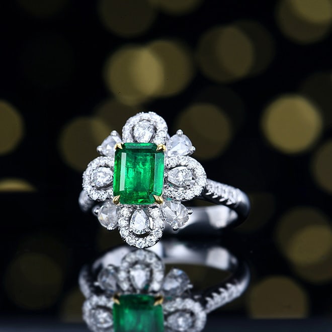 14k Gold 1.92 Ctw Vivid Green Natural Emerald & Diamond Ring/pendant( Without Chain ) - 2