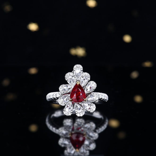 14k Gold 1.92 Ctw Natural Ruby & Diamond Ring/pendant( Without Chain ): Ref:230980079 // gold content:14k gold // ring size:7. 25us // // main gemstone:ruby // shape:pear // carat weight:1. 05ct // color:pigeonblood red // treatment:natural // // adjacent gemstone 2 : dia