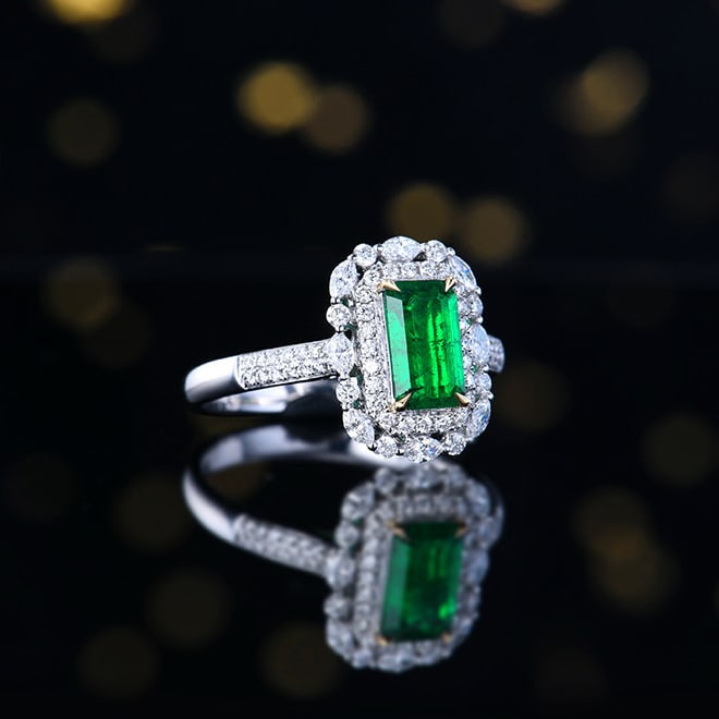 14k Gold 1.26 Ctw Vivid Green Natural Emerald & Diamond Ring - 3