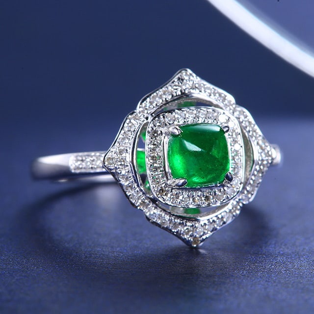 14k Gold 0.97 Ctw Vivid Green Natural Emerald & Diamond Ring - 3