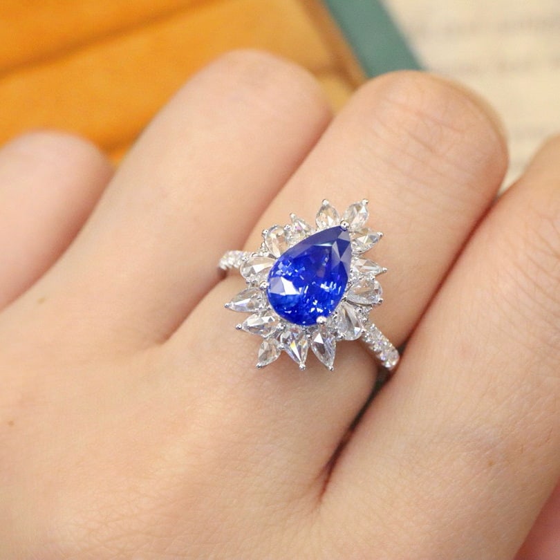 14k Gold 2.70 Ctw Natural Sapphire & Diamond Ring - 5
