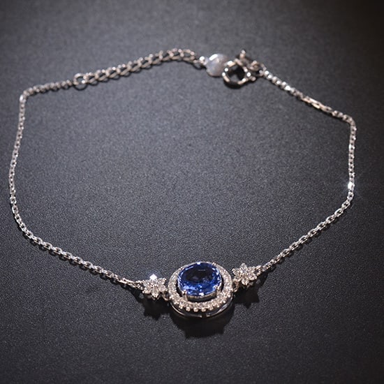 14k Gold 1.68 Ctw Natural Sapphire & Diamond Bracelet: Ref:230980145 // gold content:14k gold // main gemstone:sapphire // shape:oval // carat weight:1. 4ct // color:blue // treatment:natural // // adjacent gemstone 2 : diamond // shape:round // carat