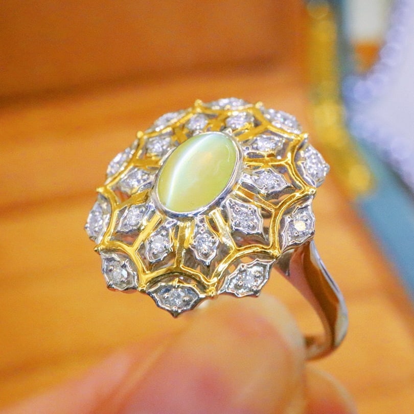 14k Gold 1.06 Ctw Natural Chrysoberyl & Diamond Ring - 3