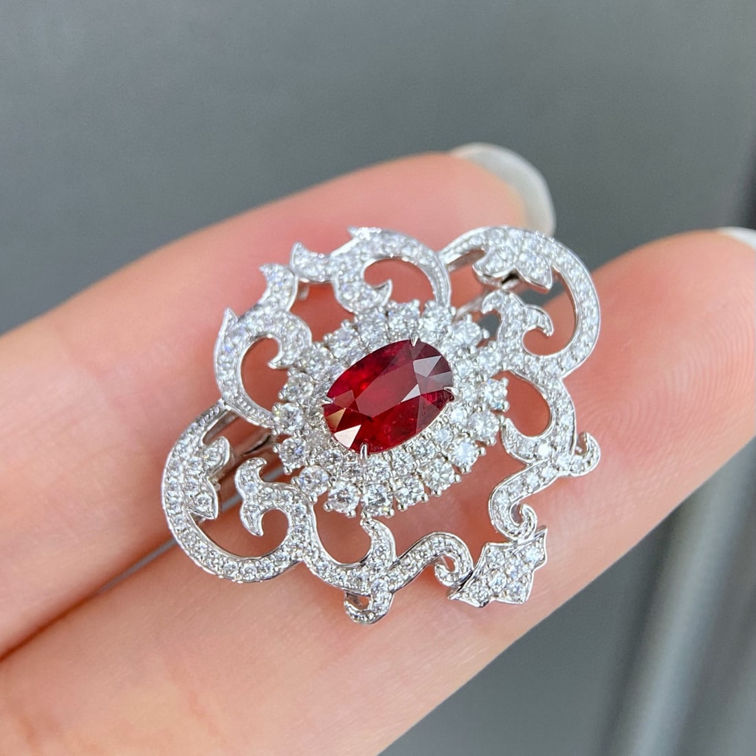 14k Gold 1.55 Ctw Natural Ruby & Diamond Brooch/pendant( Without Chain ) - 2