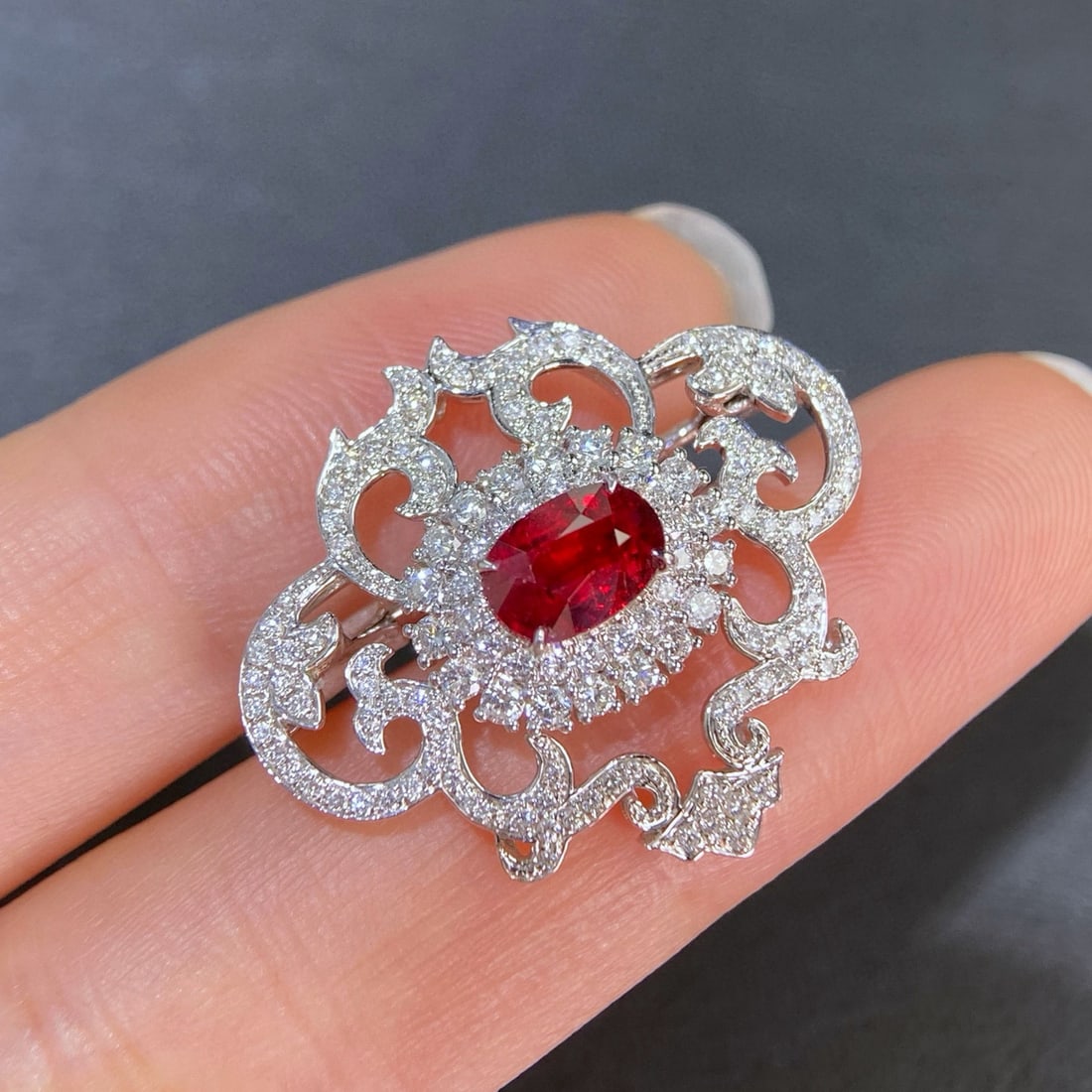 14k Gold 1.55 Ctw Natural Ruby & Diamond Brooch/pendant( Without Chain ) - 3