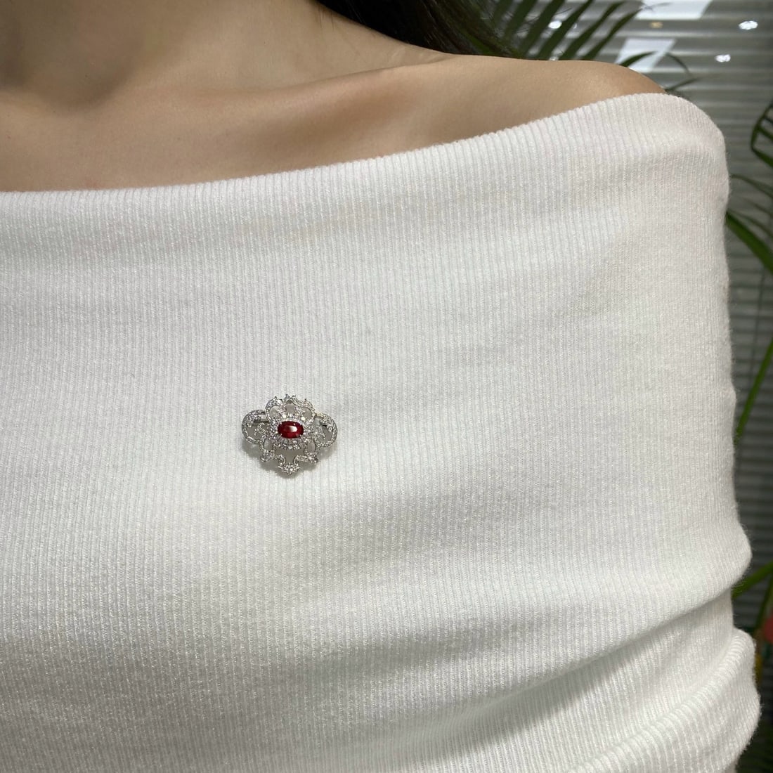 14k Gold 1.55 Ctw Natural Ruby & Diamond Brooch/pendant( Without Chain ) - 5