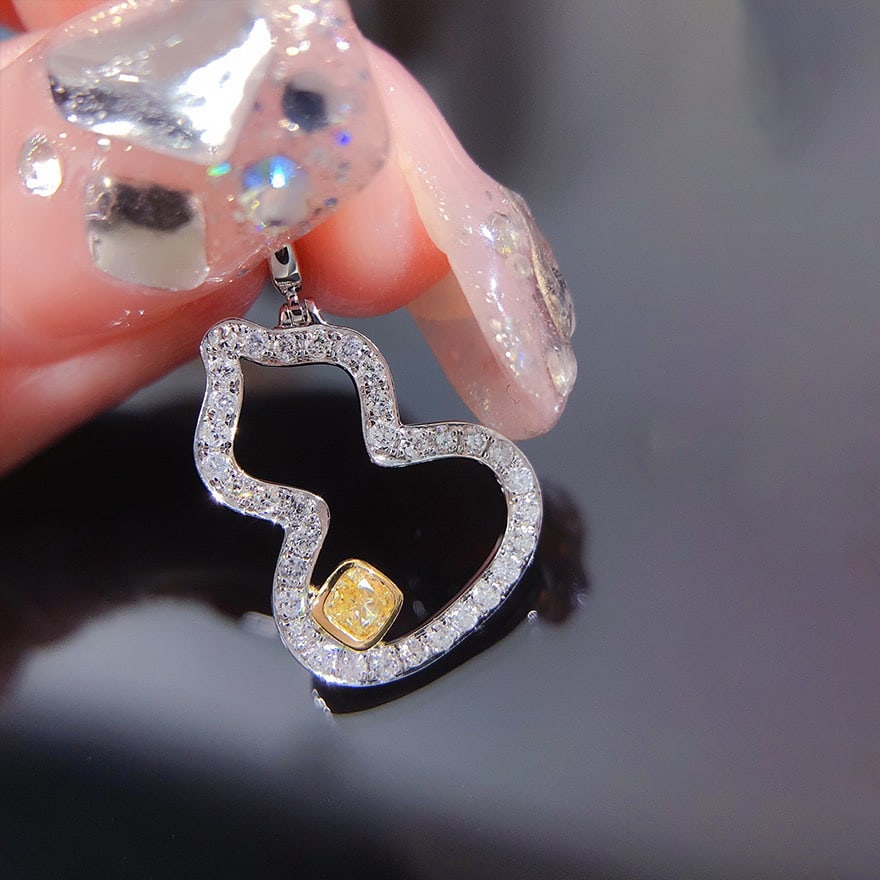 14k Gold 0.40 Ctw Natural Yellow Diamond & Diamond Pendant( Without Chain ) - 2