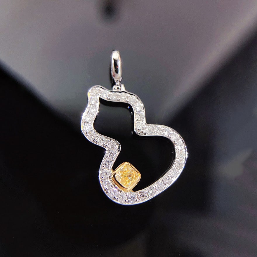 14k Gold 0.40 Ctw Natural Yellow Diamond & Diamond Pendant( Without Chain ) - 3