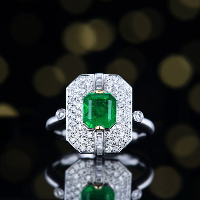 14k Gold 1.75 Ctw Vivid Green Natural Emerald & Diamond Ring/pendant( Without Chain ): Ref:230980173 // gold content:14k gold // ring size:7. 25us // // main gemstone:emerald // shape:octagonal // carat weight:1. 23ct // color:vivid green // treatment:natural // // adjacent gemstone 2 :