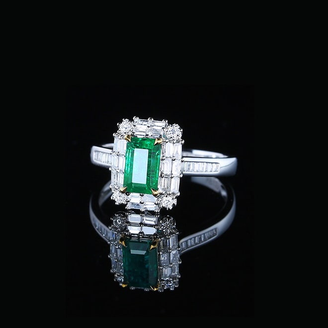 14k Gold 1.72 Ctw Vivid Green Natural Emerald & Diamond Ring - 2