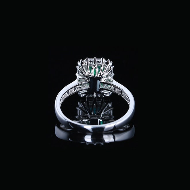 14k Gold 1.72 Ctw Vivid Green Natural Emerald & Diamond Ring - 4