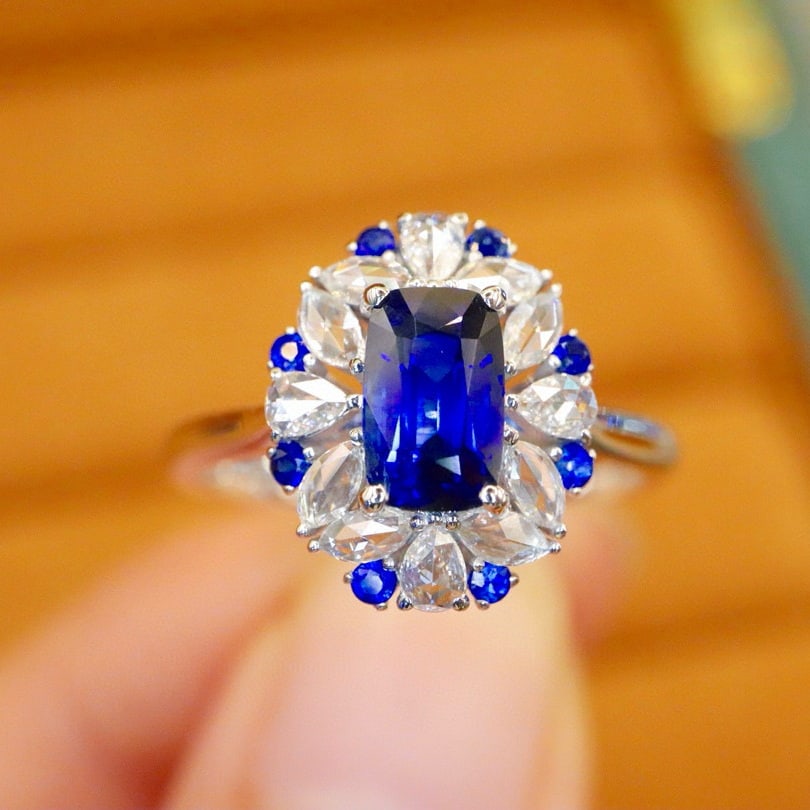 14k Gold 1.37 Ctw Natural Sapphire & Diamond Ring: Ref:230980193 // gold content:14k gold // ring size:7. 25us // // main gemstone:sapphire // shape:cushion // carat weight:1. 09ct // color:royal blue // treatment:natural // // adjacent gemstone 2 :
