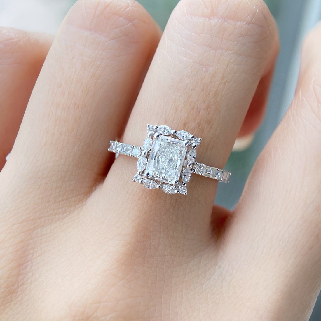 Gia Certified 14k Gold 1.74 Ctw Natural G Vs2 Radiant Diamond Ring - 2