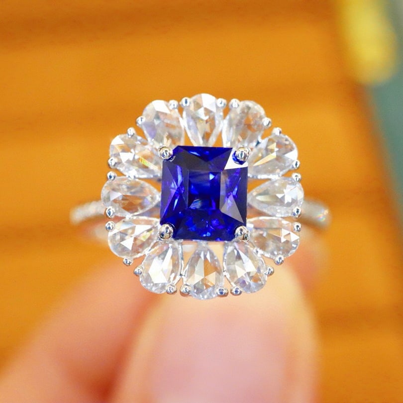 14k Gold 1.68 Ctw Natural Sapphire & Diamond Ring: Ref:230980215 // gold content:14k gold // ring size:7. 25us // // main gemstone:sapphire // shape:octagonal // carat weight:1. 10ct // color:royal blue // treatment:natural // // adjacent gemstone 2