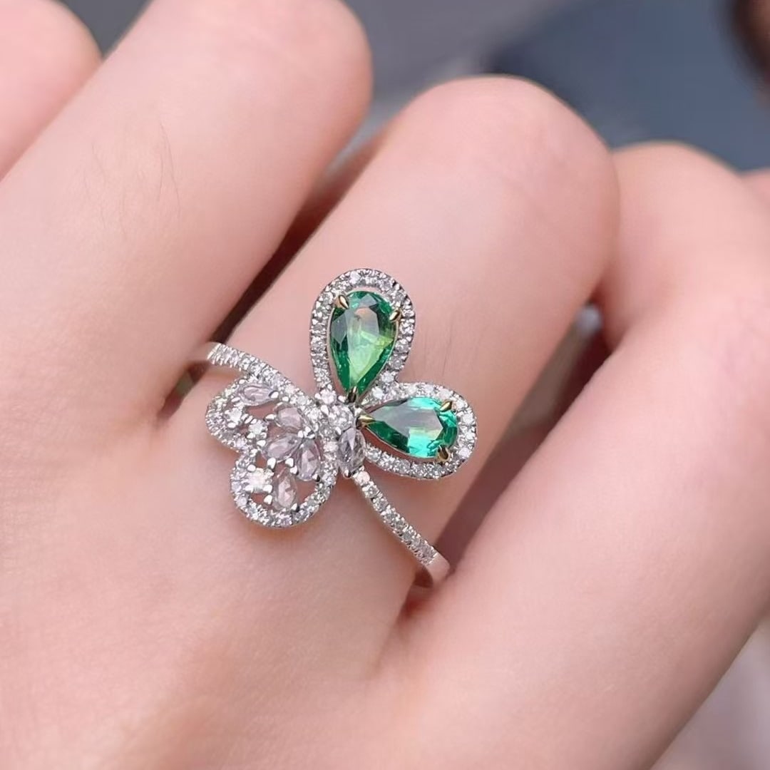 14k Gold 0.5 Ct Natural Emerald & Diamond Ring - 2