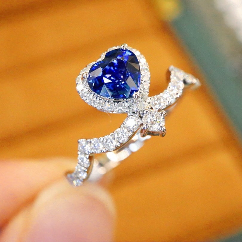 14k Gold 0.94 Ctw Natural Sapphire & Diamond Ring - 3