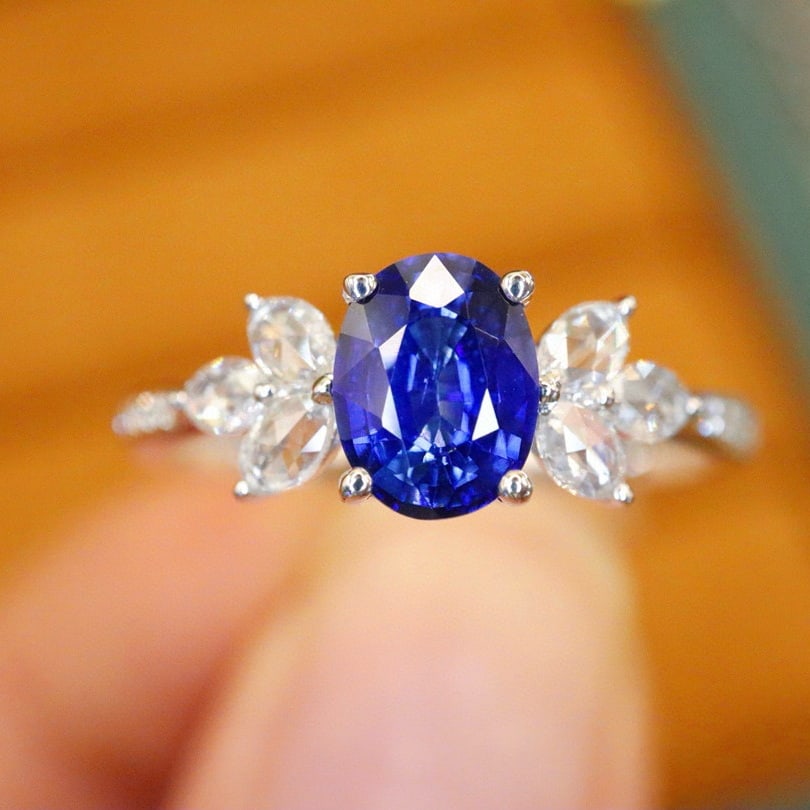 14k Gold 1.10 Ctw Natural Sapphire & Diamond Ring: Ref:230980238 // gold content:14k gold // ring size:7. 25us // // main gemstone:sapphire // shape:oval // carat weight:0. 90ct // color:royal blue // treatment:natural // // adjacent gemstone 2 :