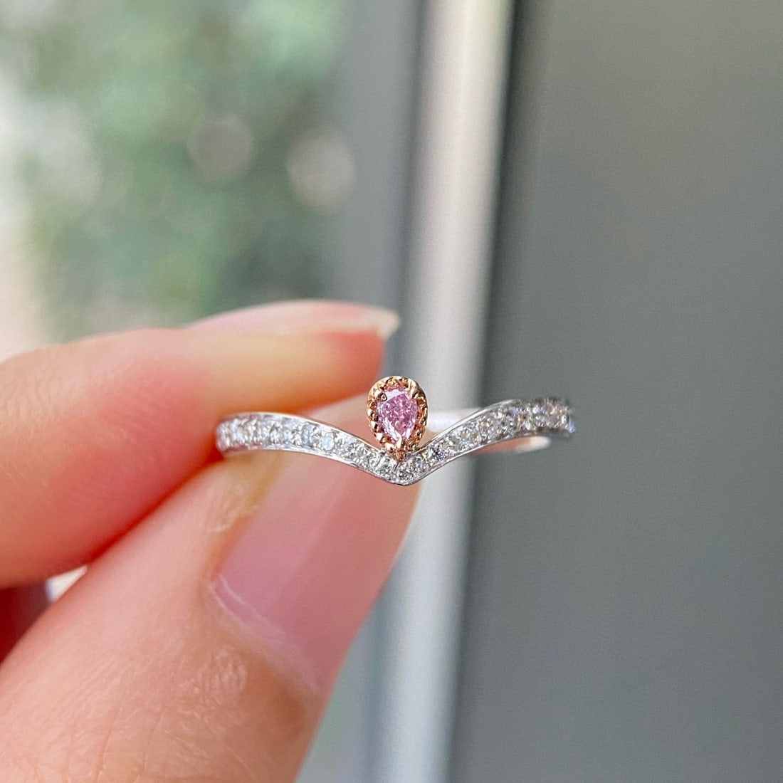 14k Gold 0.24 Ctw Natural Pink Diamond & Diamond Ring: Ref:230980251 // gold content:14k gold // ring size:7. 25us // // main gemstone:pink diamond // shape:pear // carat weight:0. 05ct // color:pink // treatment:natural // // adjacent gemstone 2 :