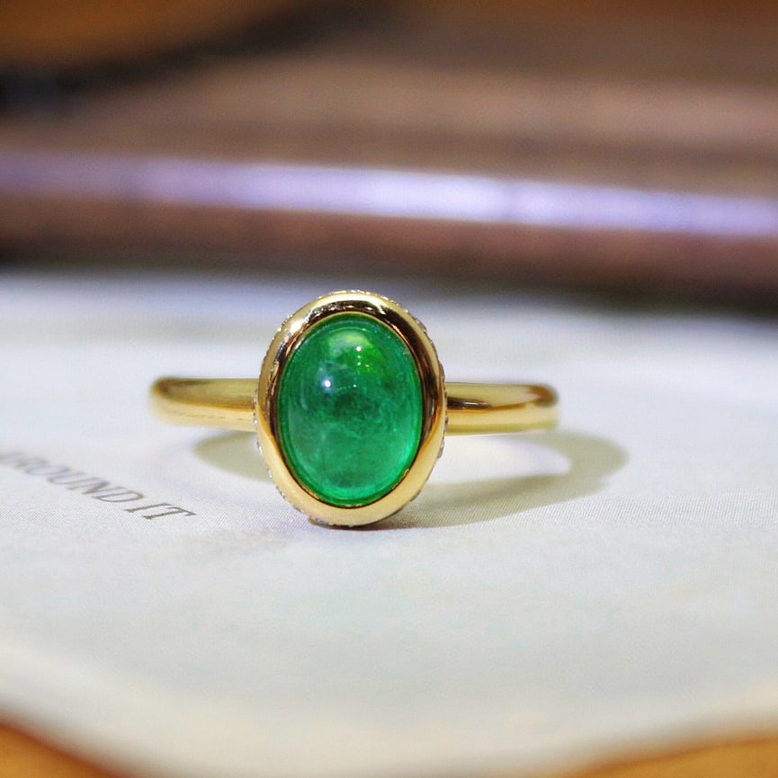 14k Gold 1.89 Ctw Natural Emerald & Diamond Ring: Ref:230980263 // gold content:14k gold // ring size:7. 25us // // main gemstone:emerald // shape:oval // carat weight:1. 76ct // color:green // treatment:natural // // adjacent gemstone 2 : diamond