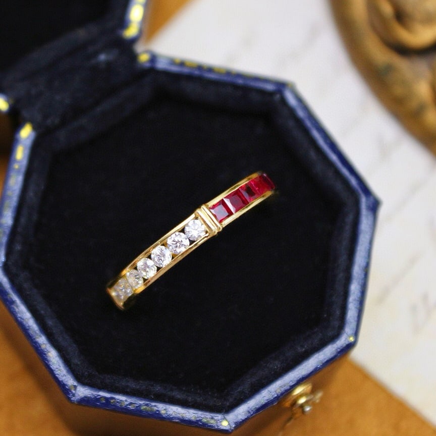 14k Gold 1.02 Ctw Natural Ruby & Diamond Ring: Ref:230980281 // gold content:14k gold // ring size:7. 25us // // main gemstone:ruby // shape:square // carat weight:0. 68ct // color:red // treatment:natural // // adjacent gemstone 2 : diamond //