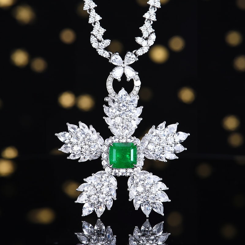 14k Gold 1.46 Ct Vivid Green Natural Emerald & Sapphire Pendant( Without Chain ): Ref:230980313 // gold content:14k gold // main gemstone:emerald // shape:octagonal // carat weight:1. 46ct // color:vivid green // treatment:natural // // adjacent gemstone 2 : sapphire // number of s
