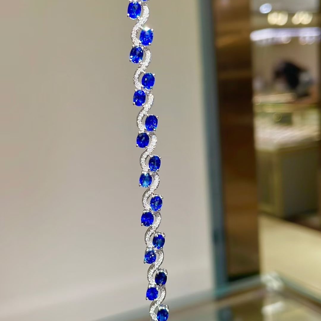 14k Gold 8 Ct Natural Sapphire & Diamond Bracelet - 2