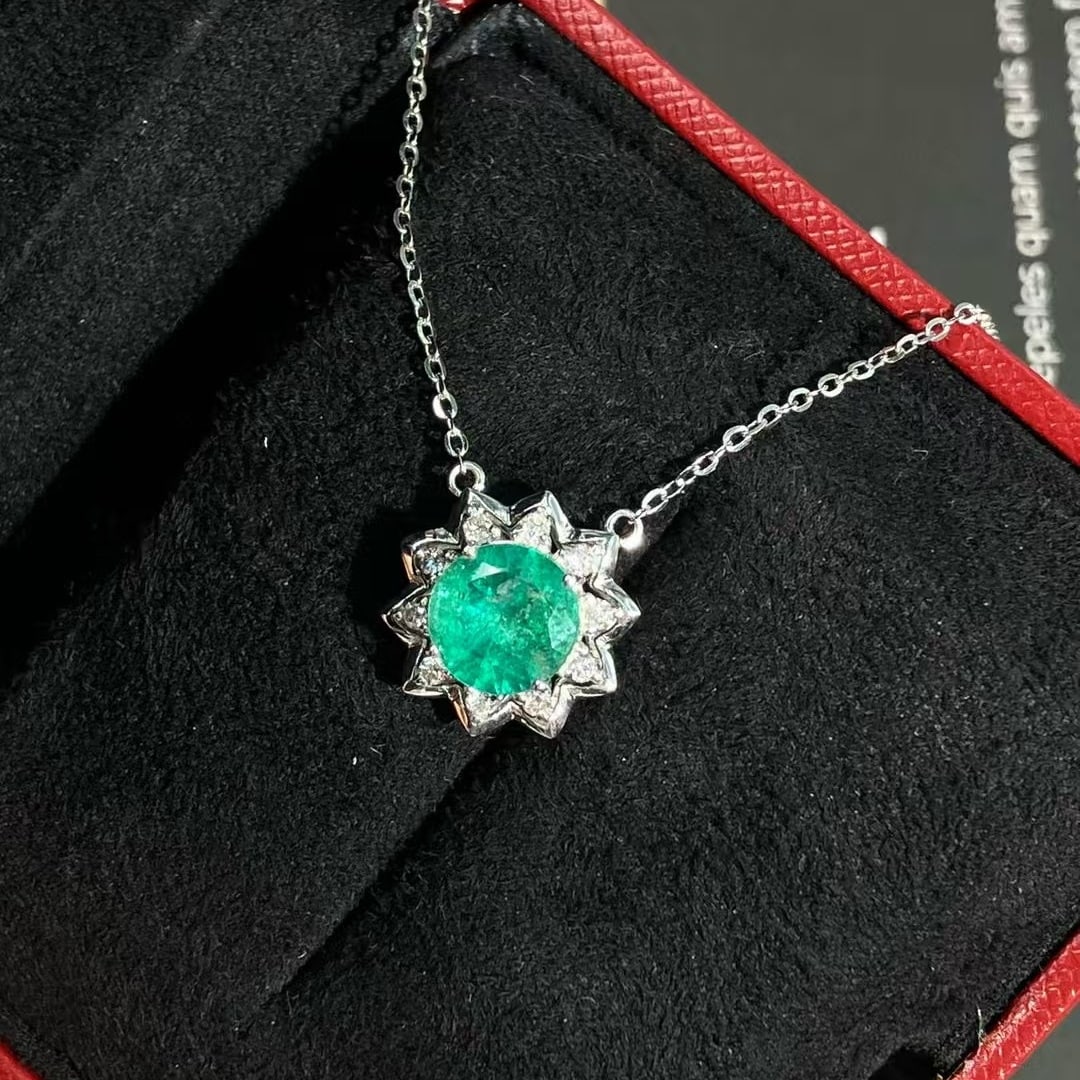 14k Gold 2.38 Ct Natural Emerald & Diamond Necklace - 2