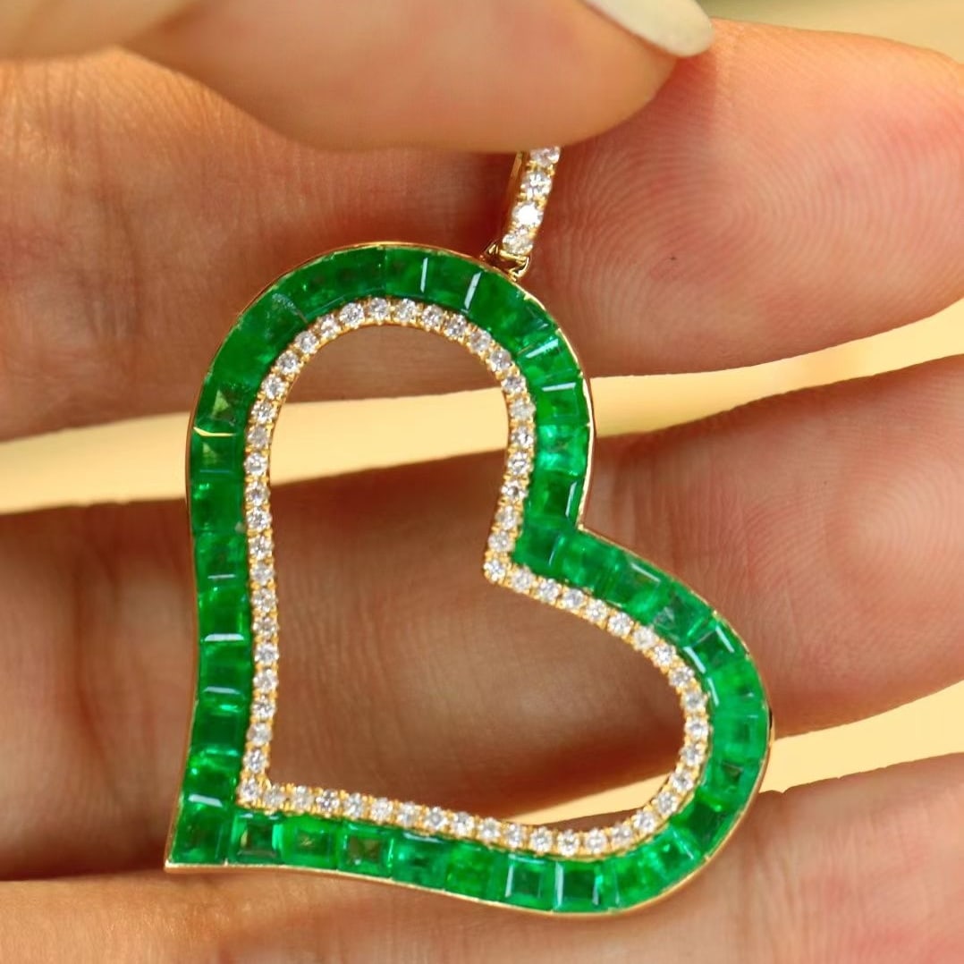 14k Gold 3.6 Ctw Vivid Green Natural Emerald & Diamond Pendant( Without Chain ) - 4