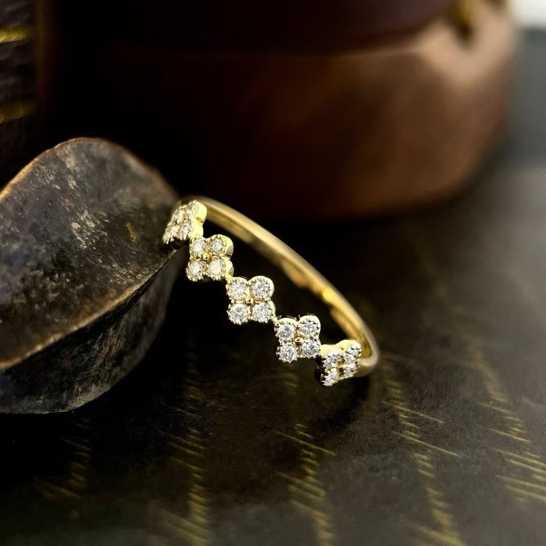 14k Gold 0.23 Ct Natural H Diamond Ring: Ref:230980366 // gold content:14k gold // ring size:7. 25us // // main gemstone:diamond // shape:round // carat weight:0. 23ct // clarity grade:vs-si // color:h // treatment:natural // cut grade:g //