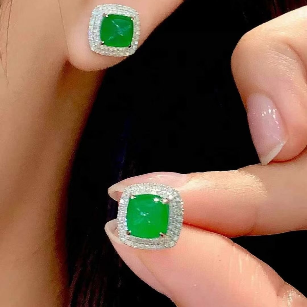 14k Gold 3.2 Ct Vivid Green Natural Emerald & Diamond Earrings - 4