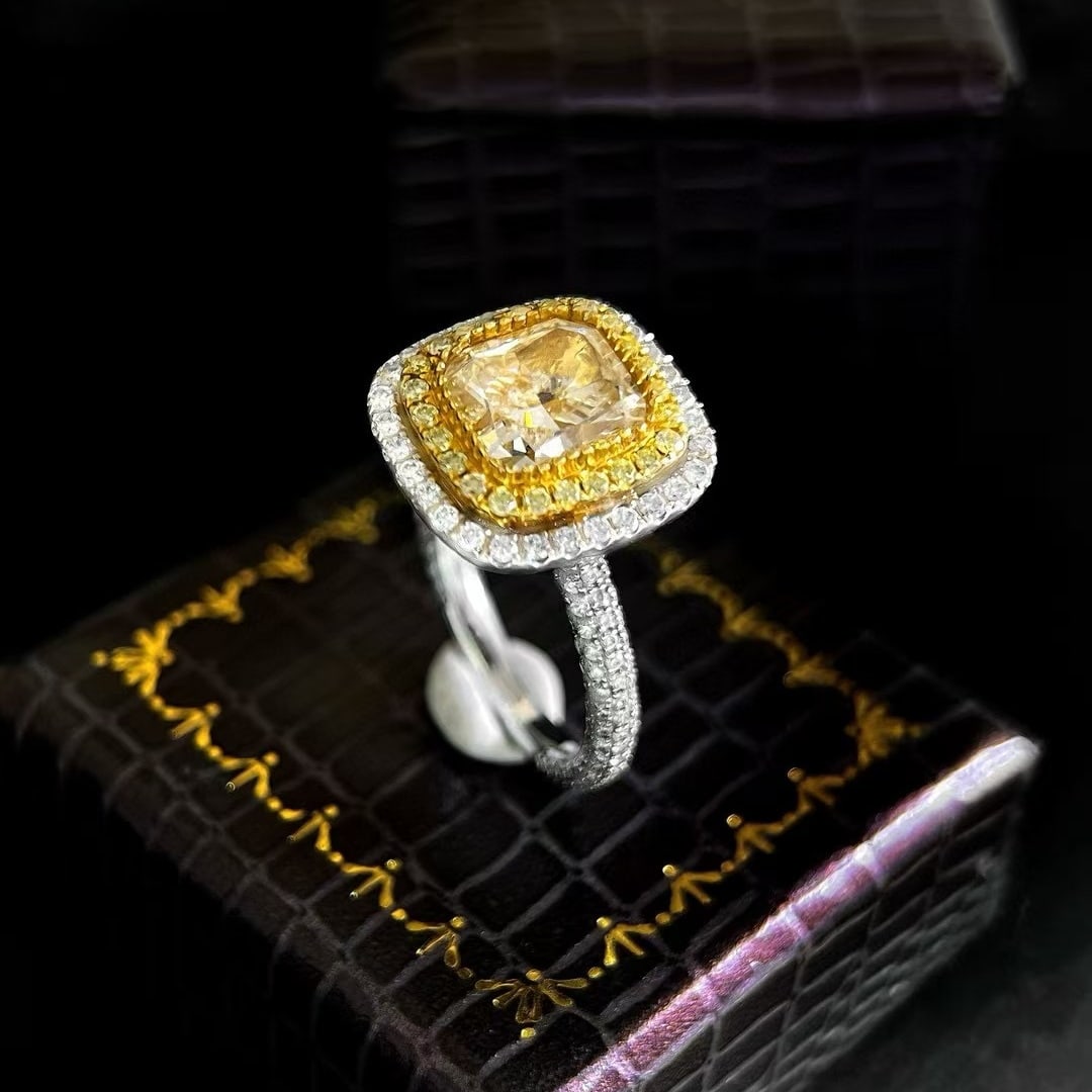 14k Gold 4.65 Ctw Natural Yellow Diamond & Diamond Ring - 4