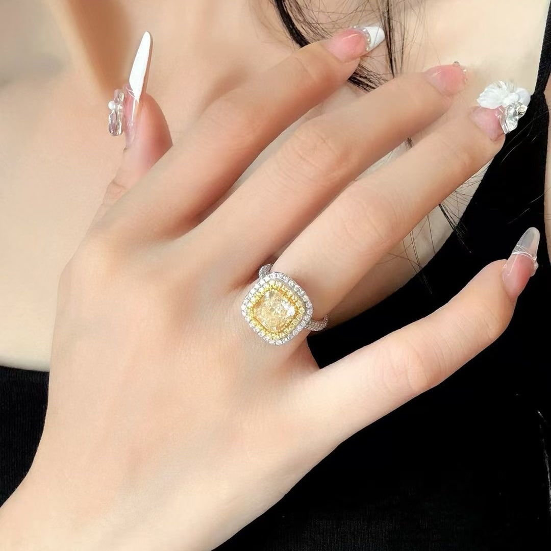 14k Gold 4.65 Ctw Natural Yellow Diamond & Diamond Ring - 5