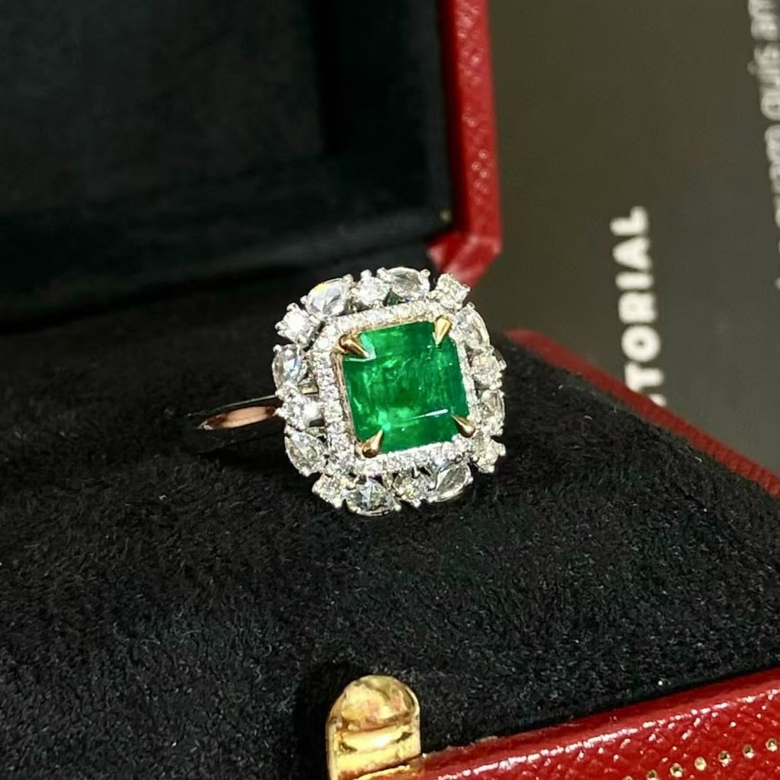 14k Gold 1.84 Ctw Vivid Green Natural Emerald & Diamond Ring - 2