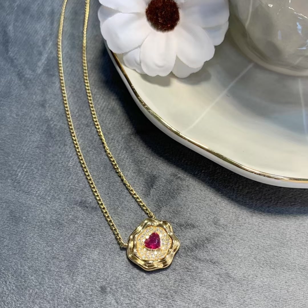 14k Gold 0.58 Ctw Natural Ruby & Diamond Necklace: Ref:230980439 // gold content:14k gold // main gemstone:ruby // shape:heart // carat weight:0. 42ct // color:red // treatment:natural // // adjacent gemstone 2 : diamond // shape:round // carat