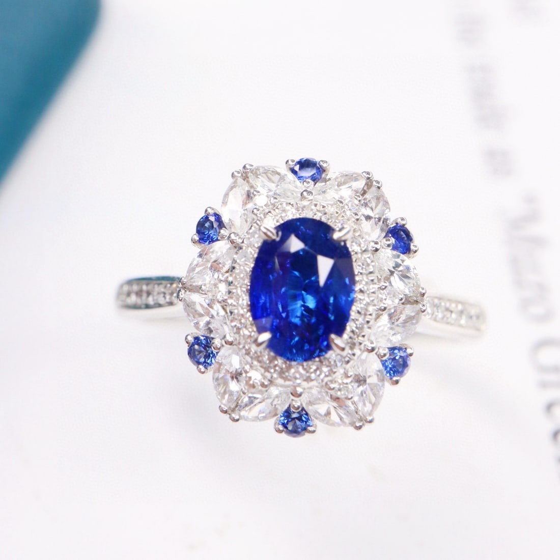 14k Gold 1.25 Ctw Natural Sapphire & Diamond Ring: Ref:231147030 // gold content:14k gold // ring size:7. 25us // // main gemstone:sapphire // shape:oval // carat weight:1. 09ct // color:blue // treatment:natural // // adjacent gemstone 2 : diamond