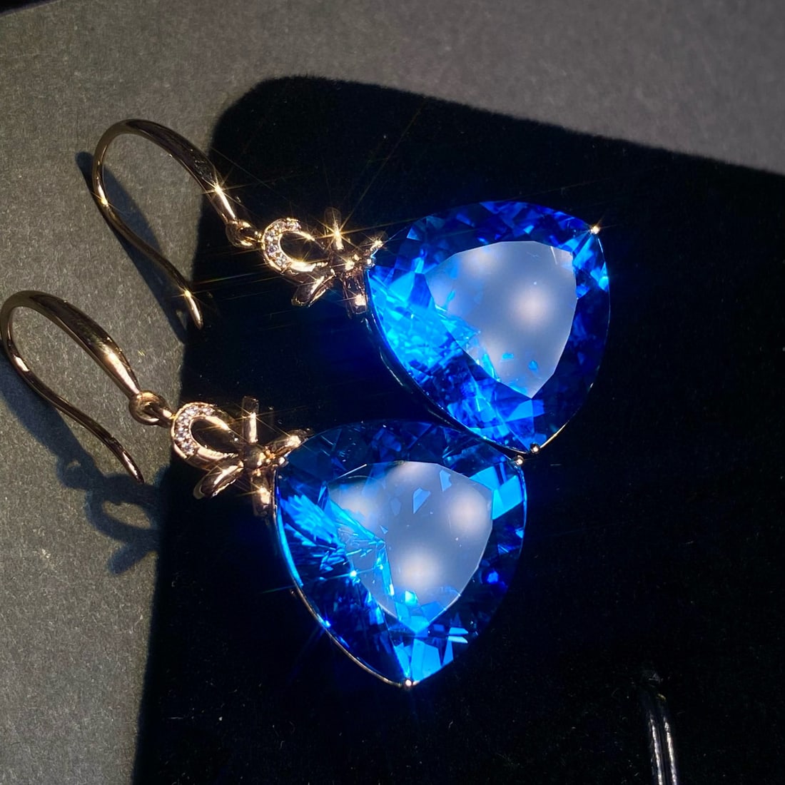 14k Gold 34.9 Ct Natural Topaz & Diamond Earrings - 4