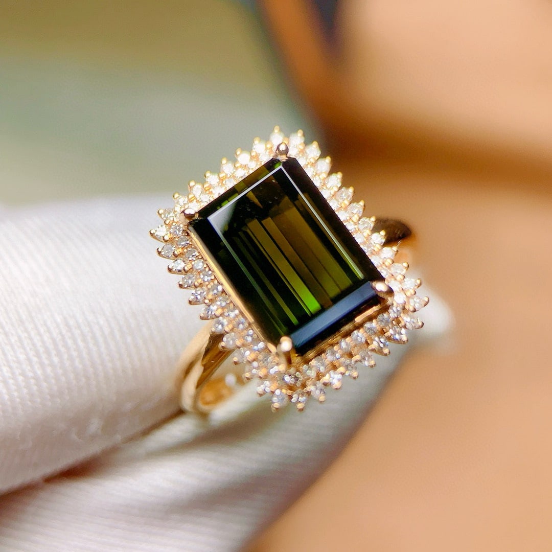 14k Gold 4.84 Ctw Natural Tourmaline & Diamond Ring: Ref:231147163 // gold content:14k gold // ring size:7. 25us // // main gemstone:tourmaline // shape:octagonal // carat weight:4. 5ct // color:green // treatment:natural // // adjacent gemstone 2 :