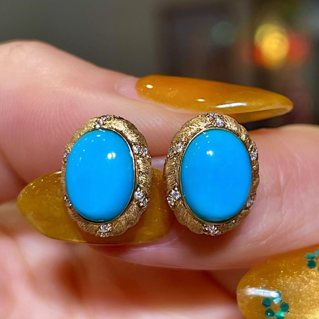14k Gold 3.59 Ctw Natural Blue Turquoise & Diamond Earrings: Ref:231147202 // gold content:14k gold // main gemstone:blue turquoise // shape:oval // carat weight:3. 49ct // color:blue // treatment:natural // // adjacent gemstone 2 : diamond // shape:round // ca